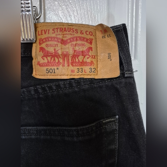 Levi's Black Straight Jeans Classic Style - Picture 4 of 4